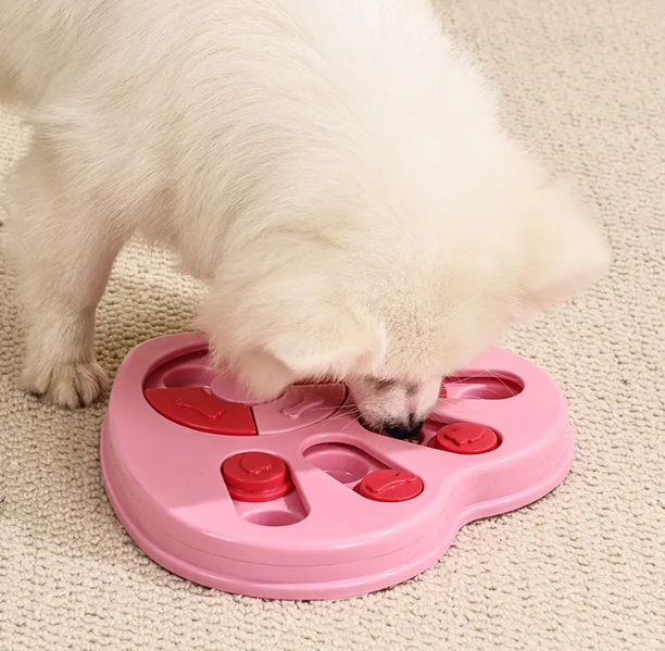 Hearty Munch Maze ~ Heart-Shaped Slow Feeder & Puzzle Toy