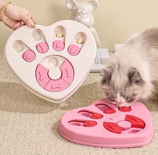 Hearty Munch Maze ~ Heart-Shaped Slow Feeder & Puzzle Toy